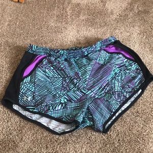 Under Armour shorts with pockets!